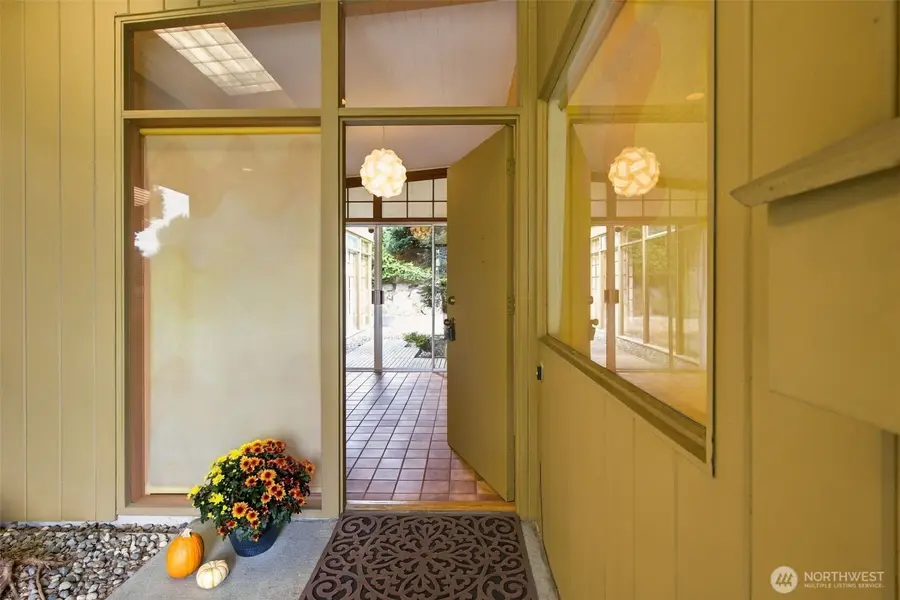 7308 45th Avenue Ne, Seattle, WA 98115 - #2