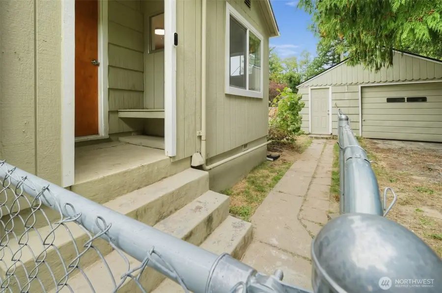 1370 NE Vena Avenue, Bremerton, WA 98311 - #3
