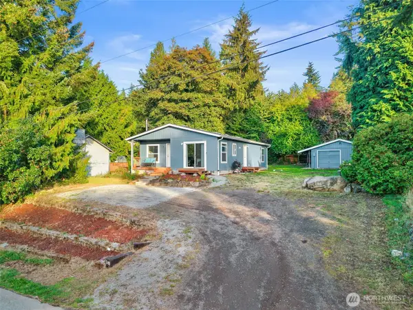 27078 Wagner Circle Ne, Kingston, WA 98346