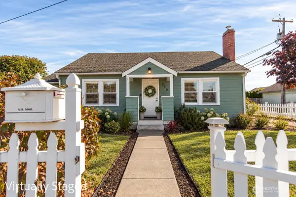 230 N Third Avenue, Sequim, WA 98382