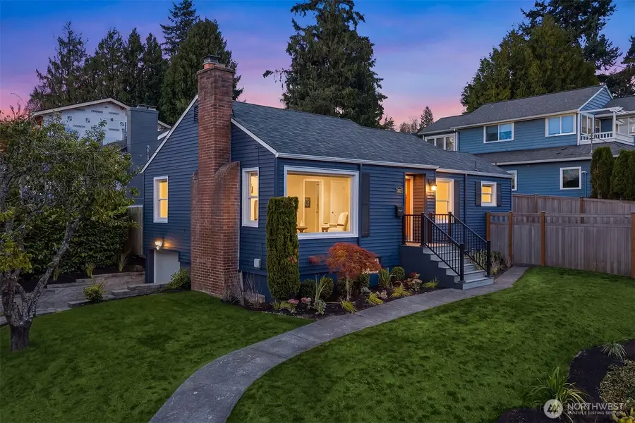 3022 W Smith Street, Seattle, WA 98199 - #2