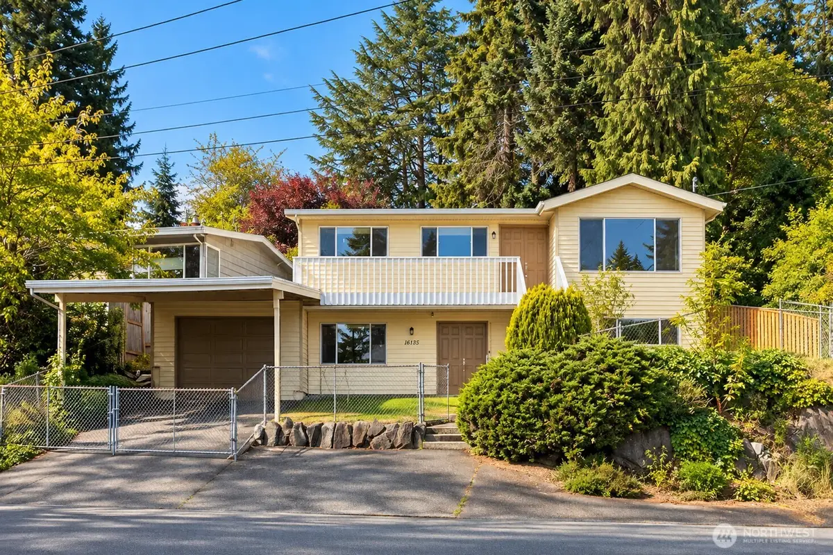 16135 Densmore Ave N, Shoreline, WA 98133 - #1