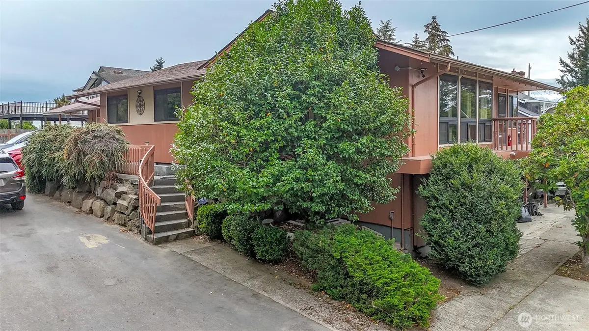 7227 128th, Seattle, WA 98178 - #1