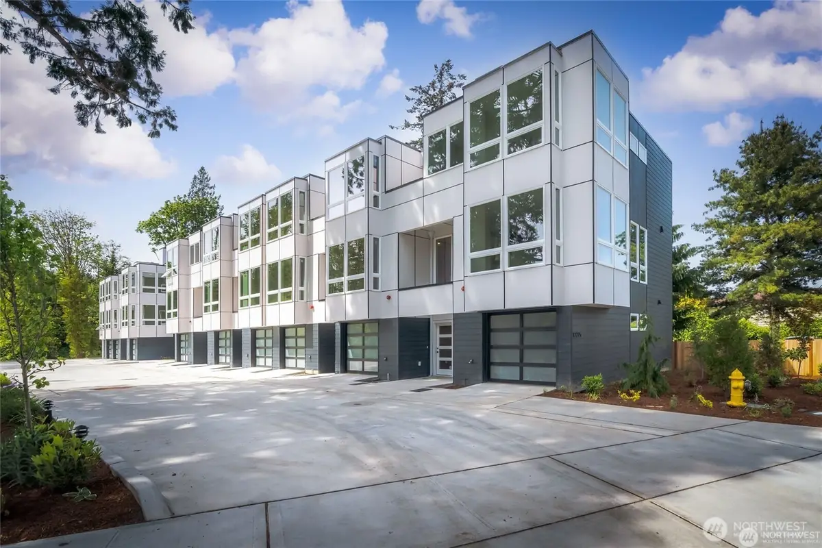 12225 Roseberg Avenue S #9, Seattle, WA 98168 - #1