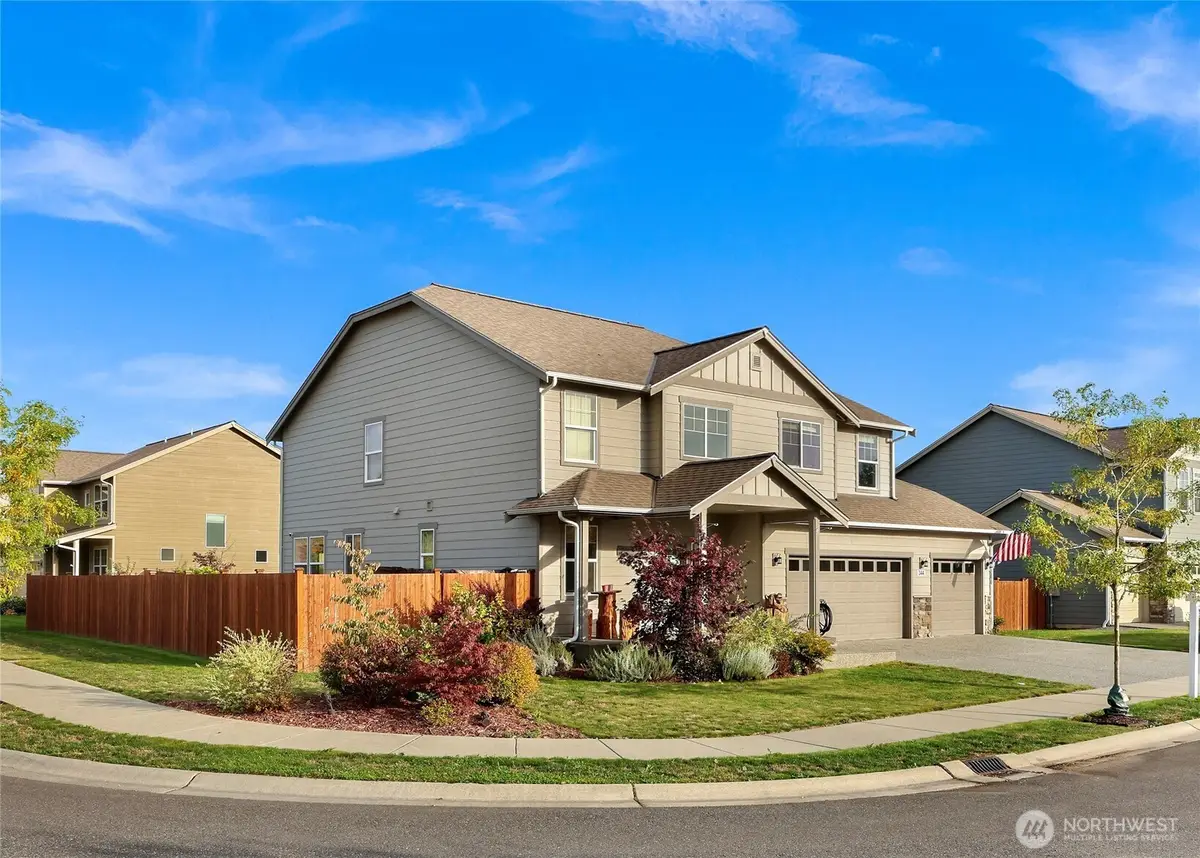 344 Cambridge Loop, Sedro Woolley, WA 98284 - #1