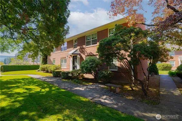 306 E 12th Street #C, Vancouver, WA 98660