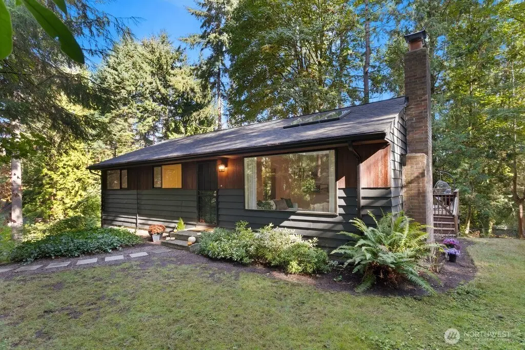 17210 30th Avenue Ne, Lake Forest Park, WA 98155 - #1
