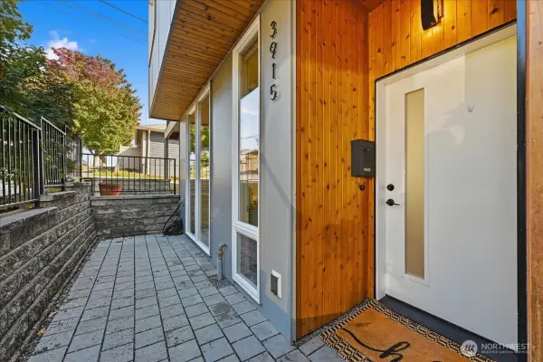 3915 SW Genesee Street, Seattle, WA 98116