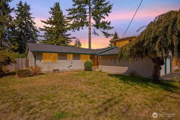 8622 NE 139th Street, Kirkland, WA 98034