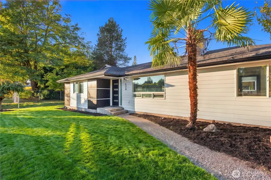 638 S 160th Street, Burien, WA 98148 - #2