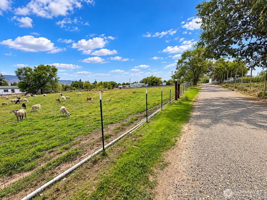 8305 S Missimer Road, Prosser, WA 99350 - #3
