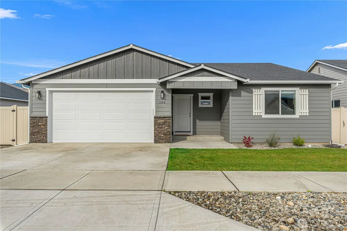 104 Salmon Drive, Wenatchee, WA 98801 - #1