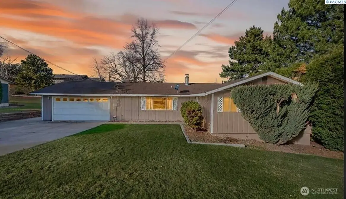 833 Taylor Street, Sunnyside, WA 98944 - #1