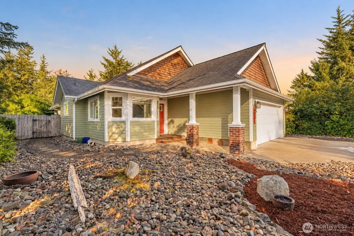643 Woodland Loop Ne, Ocean Shores, WA 98569 - #1