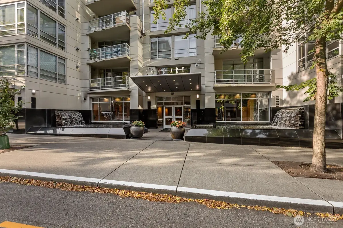 2929 1st Avenue #1106, Seattle, WA 98121 - #1