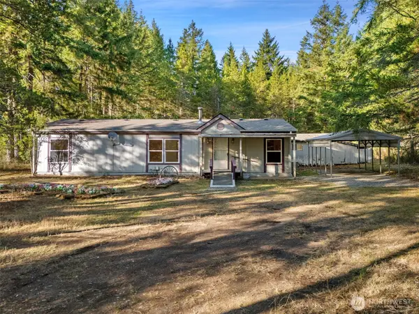 261 E Pinedirosa Road, Union, WA 98592