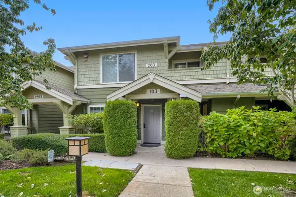 1905 24th Avenue Ne #103, Issaquah, WA 98029