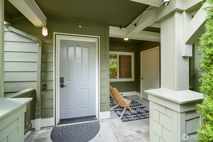 1905 24th Avenue Ne #103, Issaquah, WA 98029 - #2