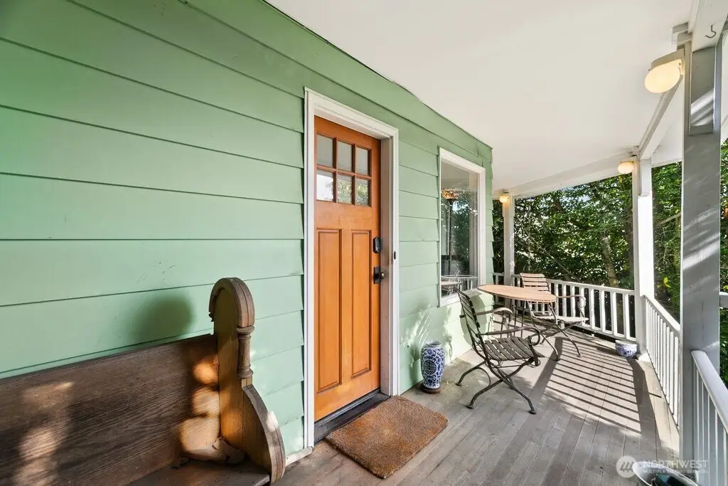2112 NE 55th Street, Seattle, WA 98105 - #1