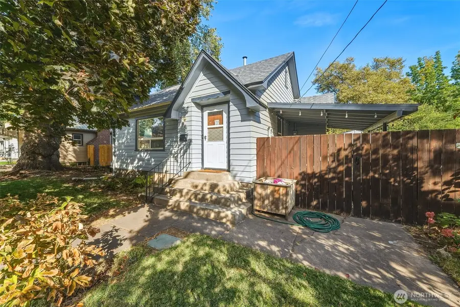 1028 N Clinton Street, Walla Walla, WA 99362 - #2