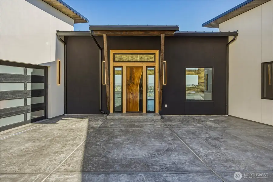 5411 Hershey Lane, West Richland, WA 99353 - #2