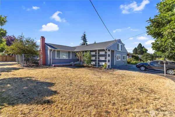 7374 S Alaska Street, Tacoma, WA 98408