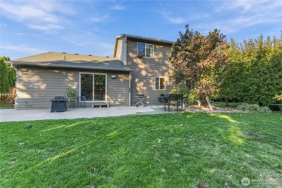 2434 Highland View Drive, East Wenatchee, WA 98802 - #3