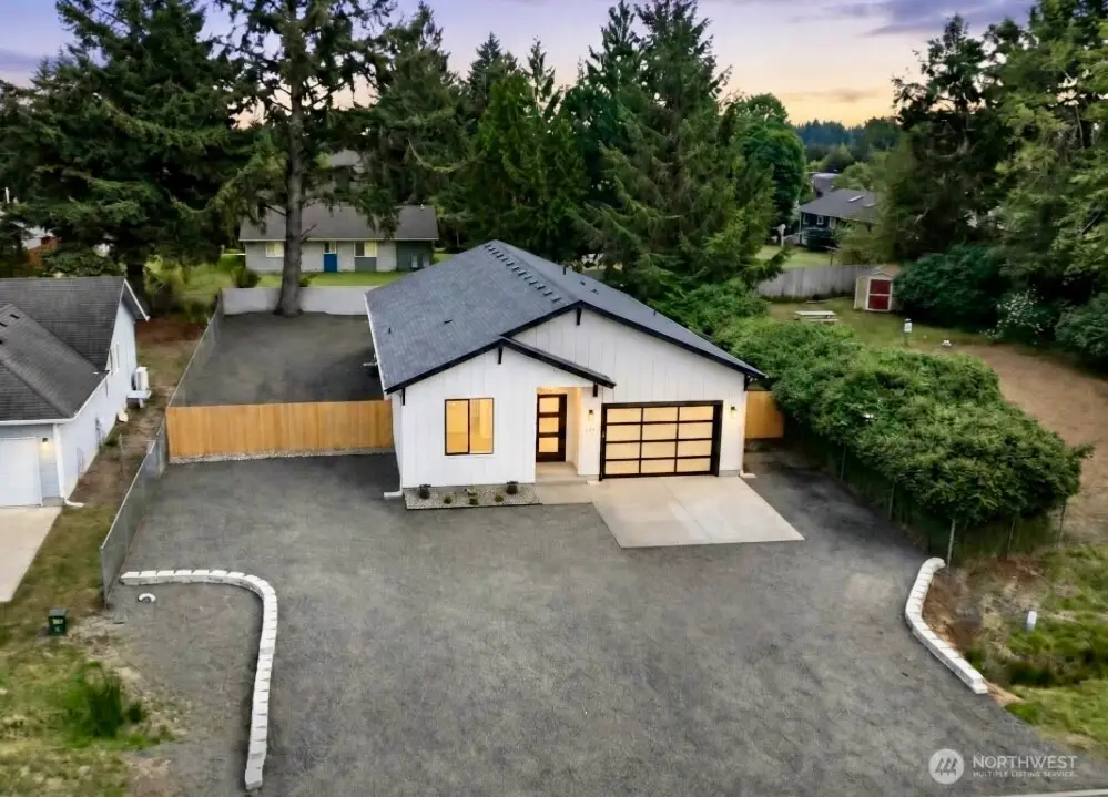 870 Mount Olympus Avenue Se, Ocean Shores, WA 98569 - #1