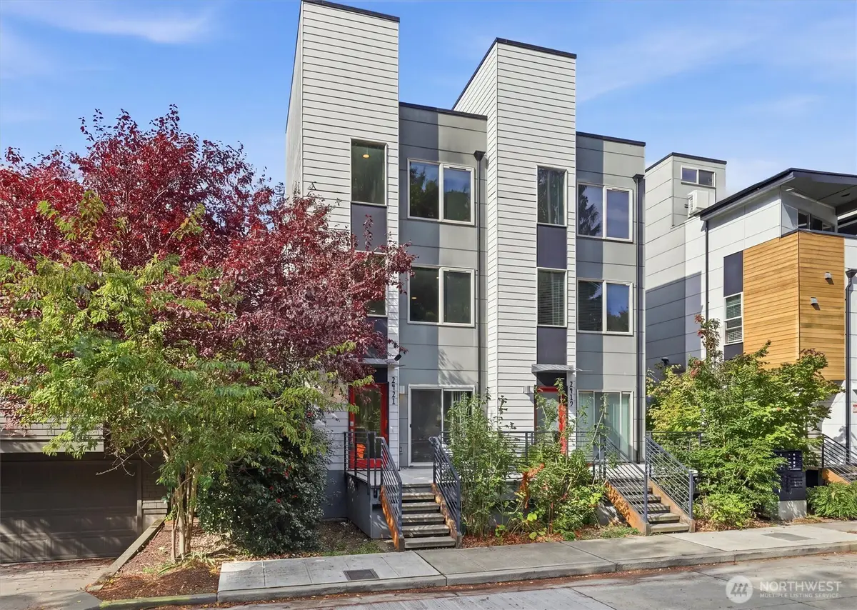 2421 Wickstrom Place Sw, Seattle, WA 98116 - #1