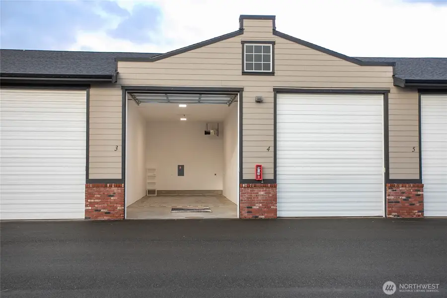 2225 Mercedes Drive #B3, Lynden, WA 98264 - #3