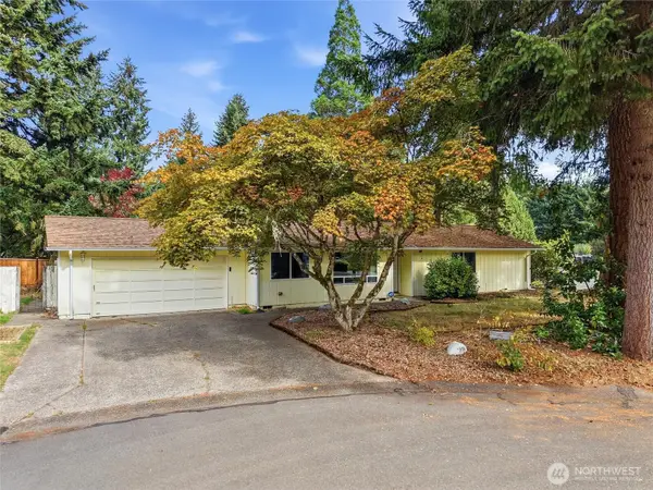 4803 33rd Court Se, Lacey, WA 98503