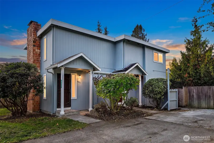 9031 Fremont Avenue N, Seattle, WA 98103 - #3