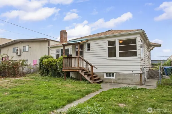 220 S Tobin Street, Renton, WA 98057