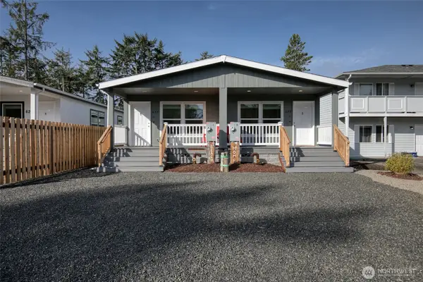 627 Sunset Avenue Ne, Ocean Shores, WA 98569