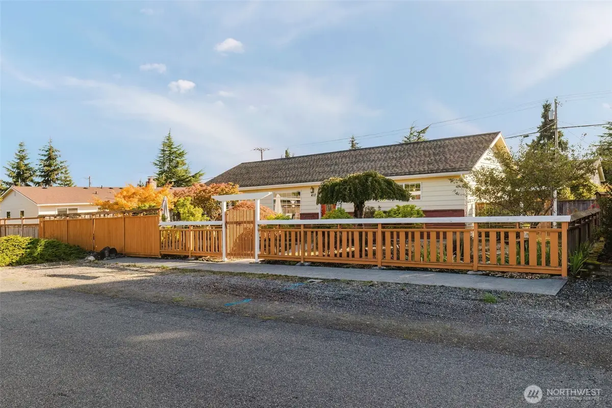 410 N Knapman Avenue, Sequim, WA 98382 - #1