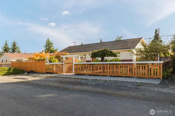 410 N Knapman Avenue, Sequim, WA 98382