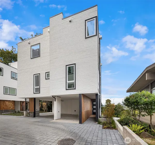 530 W Barrett Street, Seattle, WA 98119
