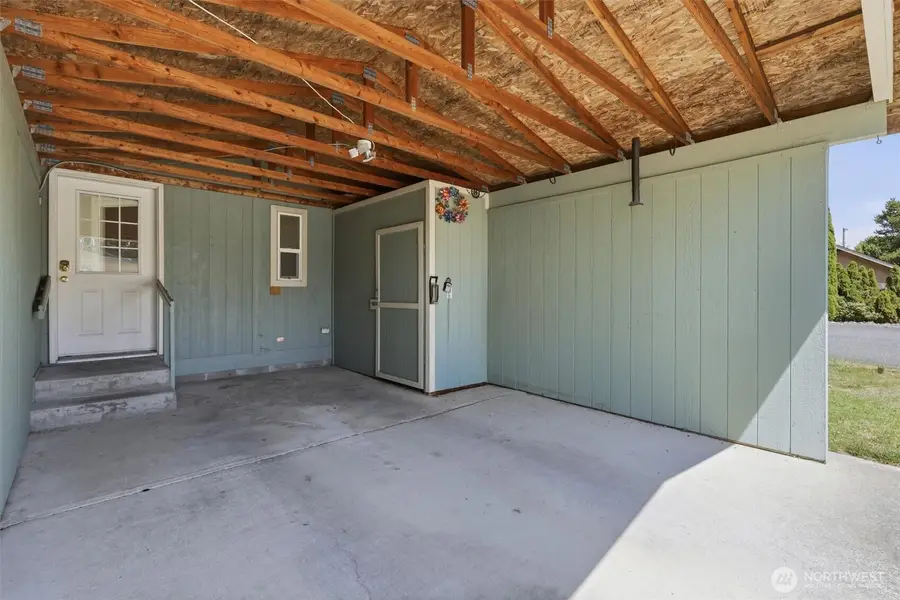 627 Andrew Drive, Burlington, WA 98233 - #3