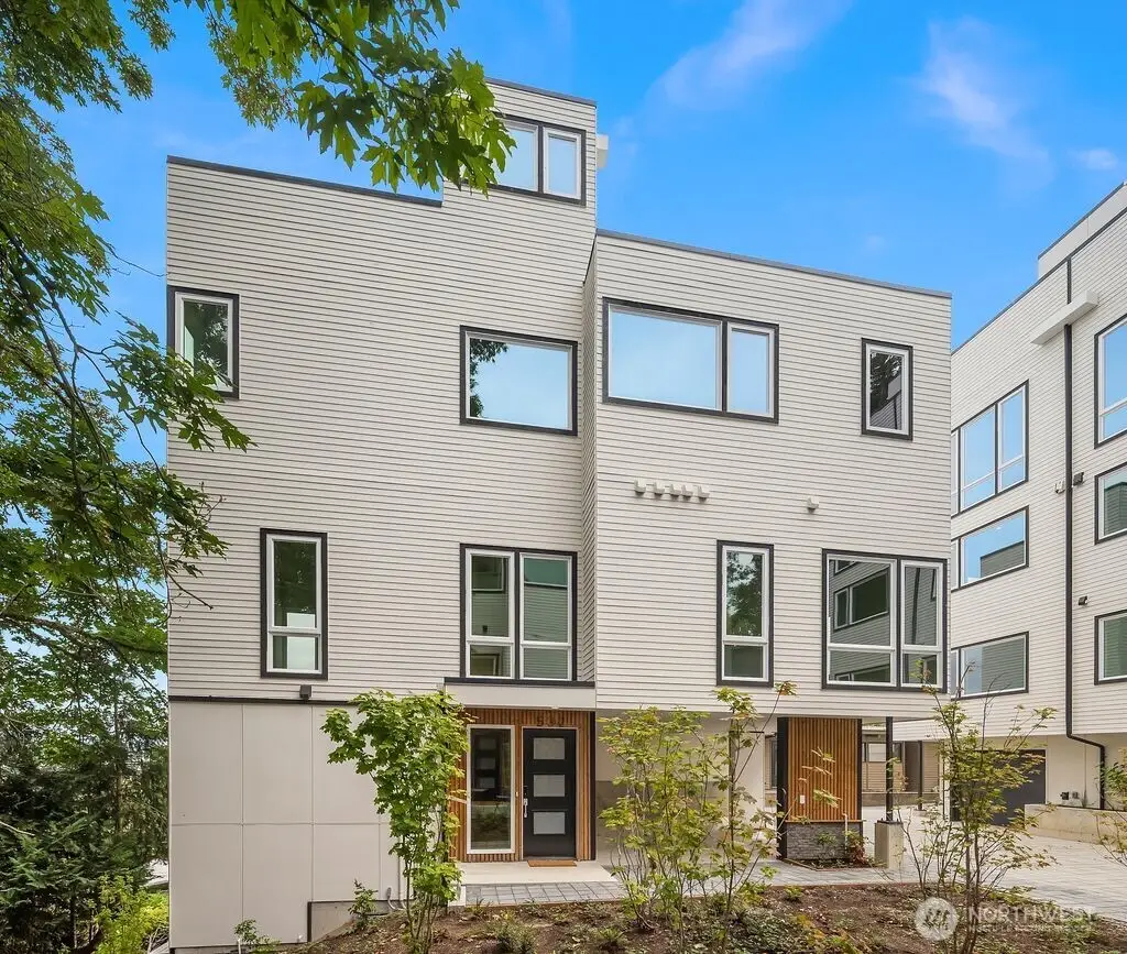532 W Barrett Street, Seattle, WA 98119 - #1