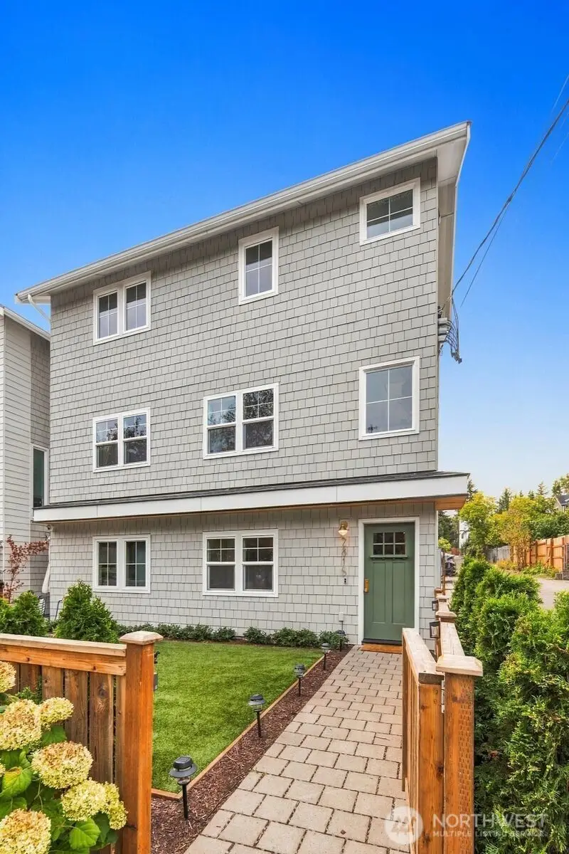 2815 E Denny Way, Seattle, WA 98122 - #1