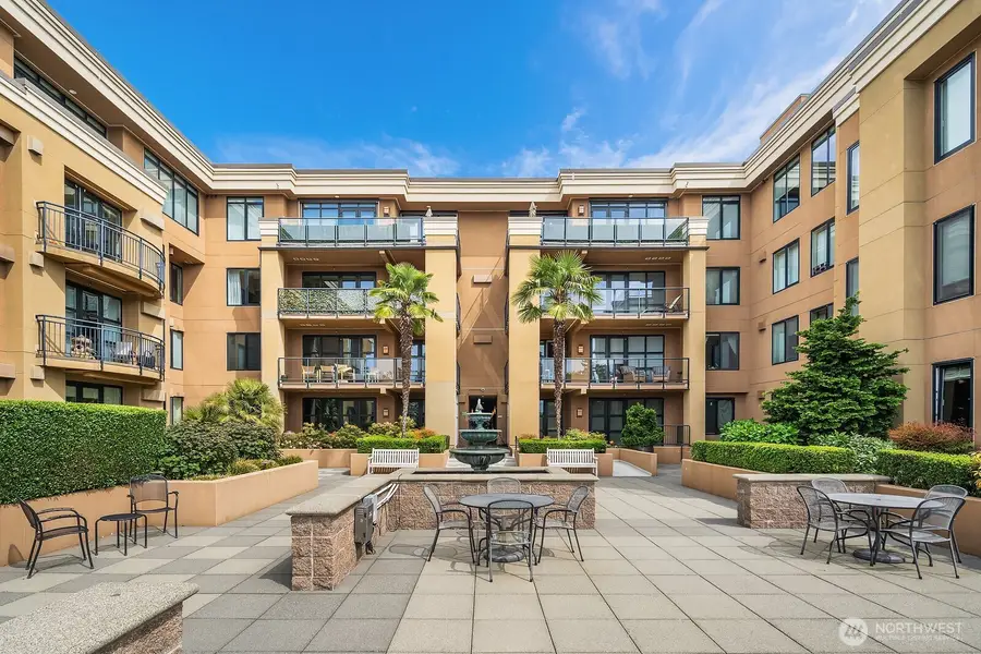 10047 NE Main Street Ne #202, Bellevue, WA 98004 - #3