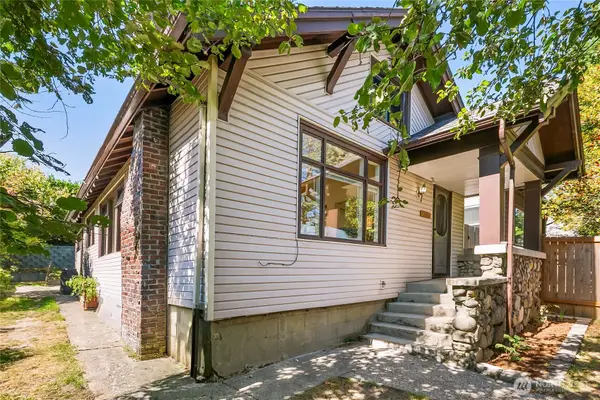 4743 5th Avenue Ne, Seattle, WA 98105