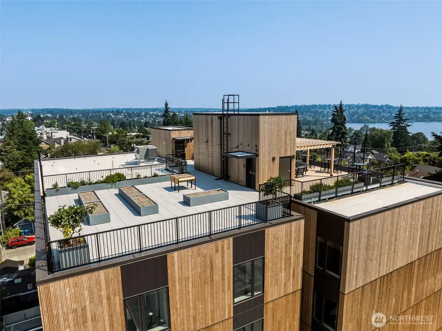 6109 Phinney Avenue N #405, Seattle, WA 98103 - #2