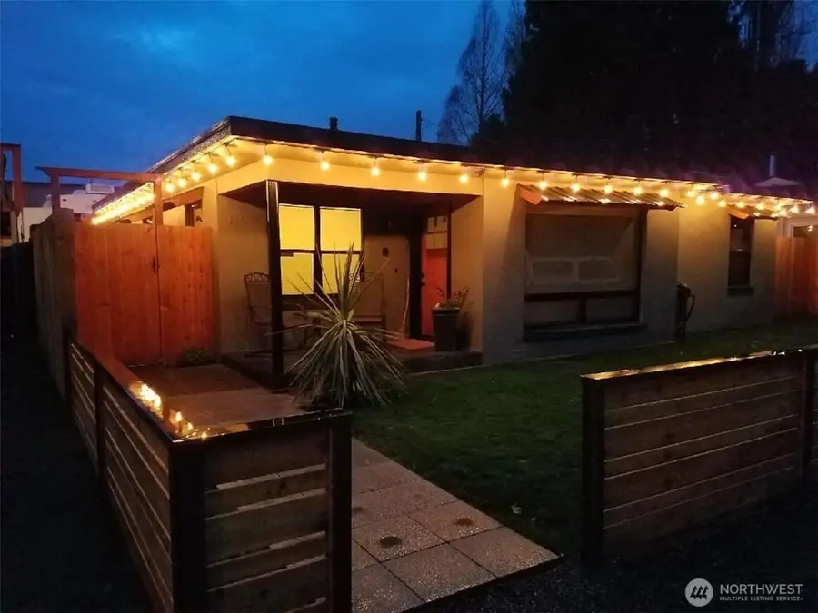 14637 8th Avenue Sw, Burien, WA 98166 - #2