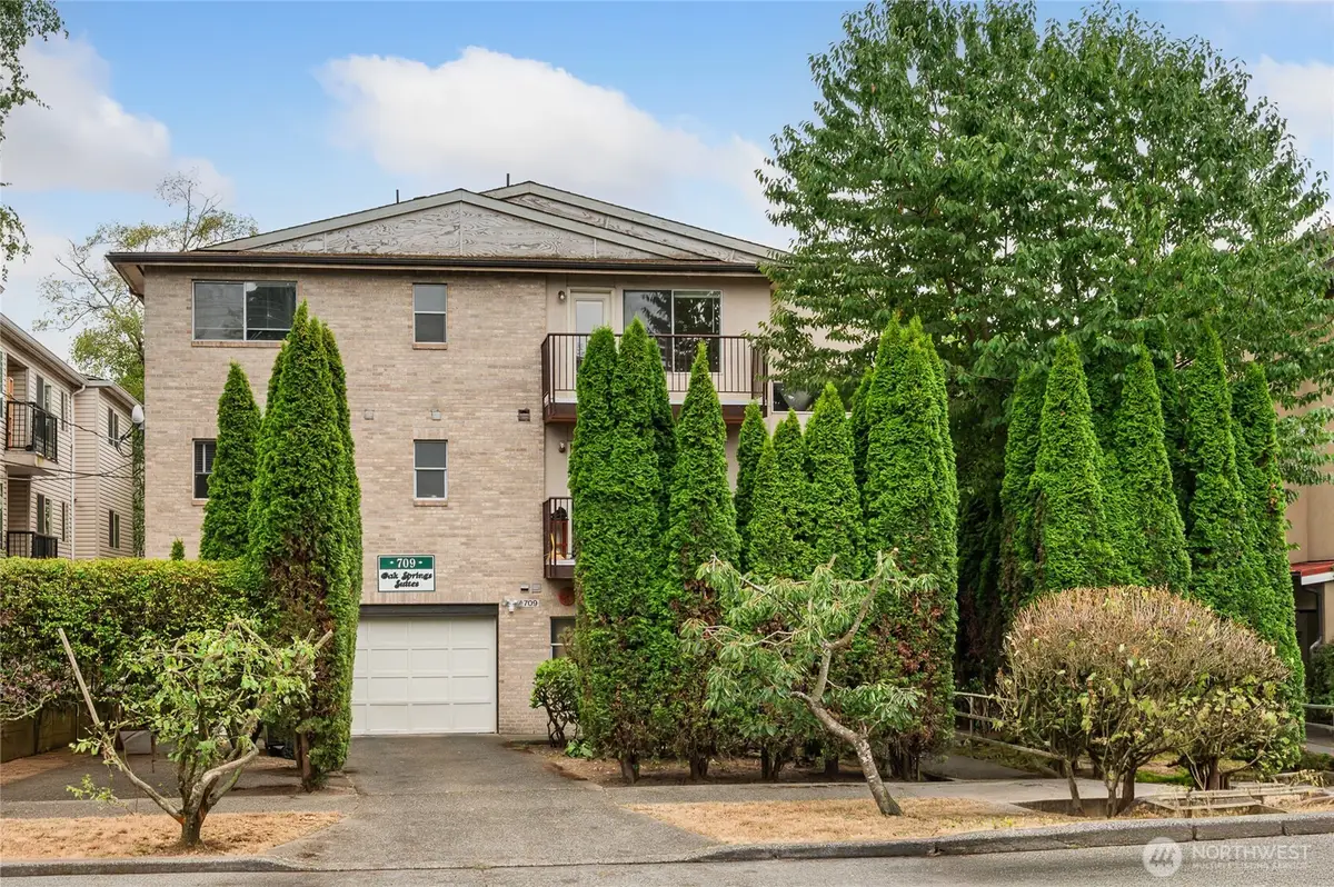709 N 95th St, Seattle, WA 98103 - #1