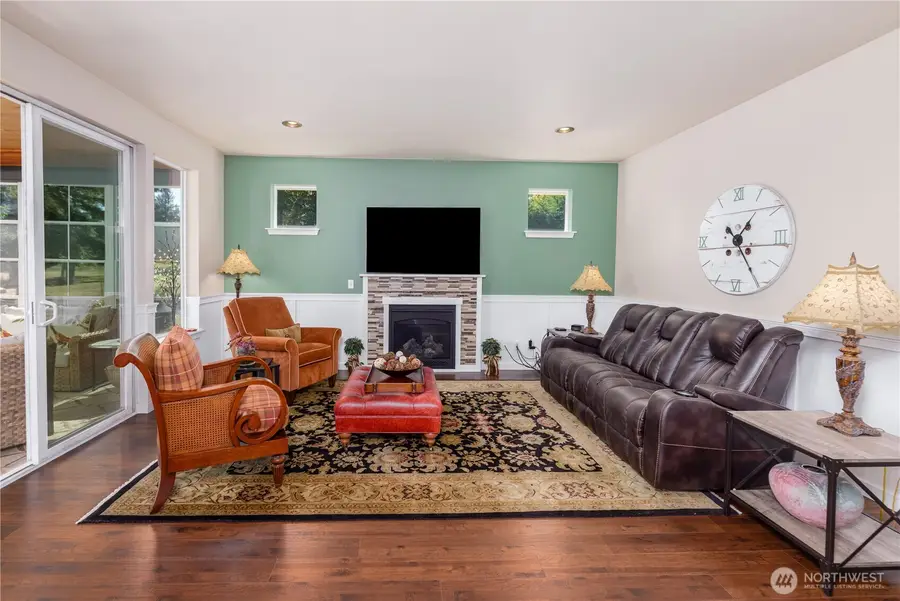 103 View Ridge Dr, Port Angeles, WA 98362 - #3