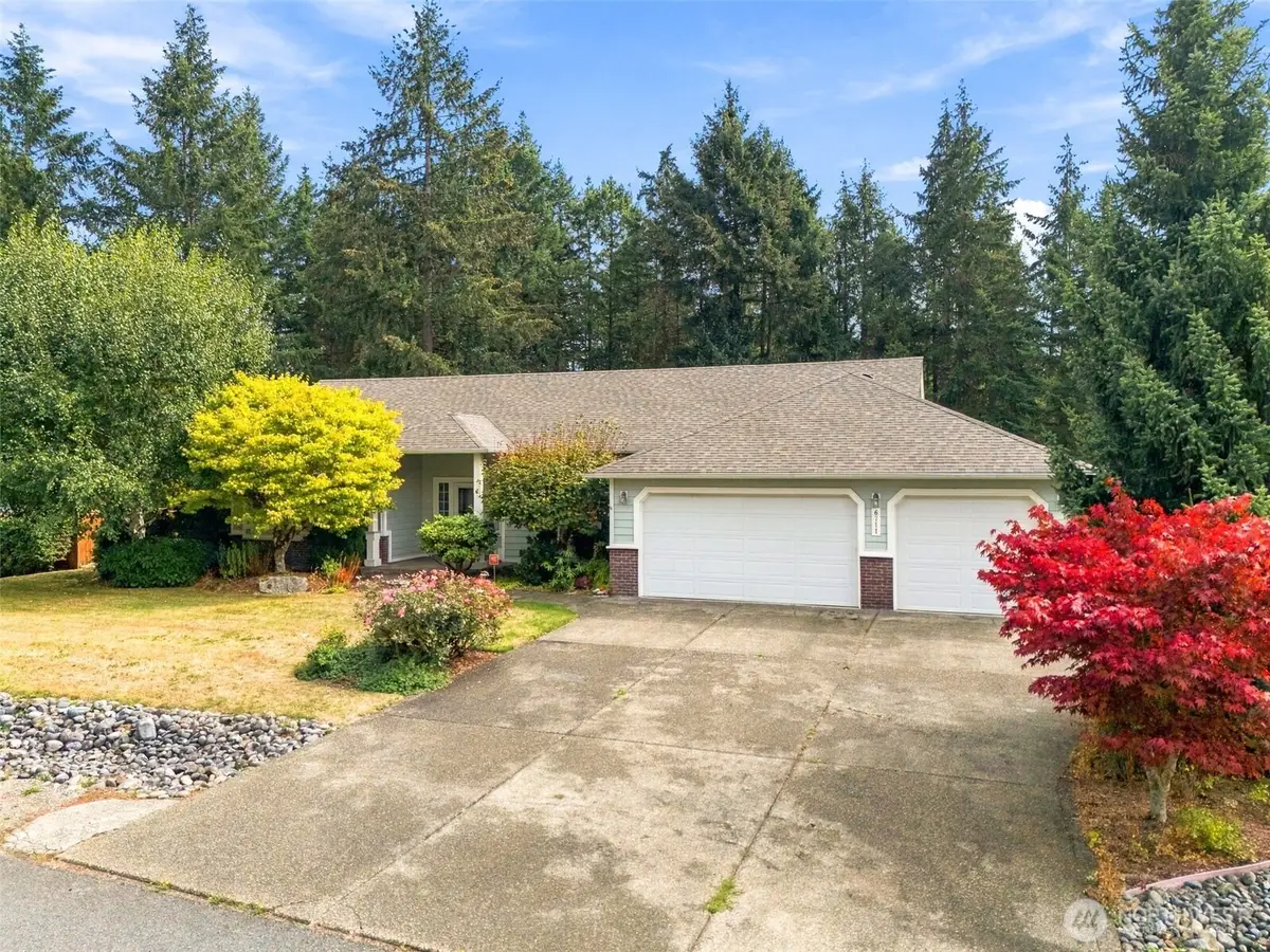6711 47th Avenue Ne, Olympia, WA 98516 - #1