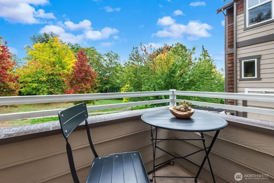 9513 Ashworth Avenue N, Seattle, WA 98103 - #2
