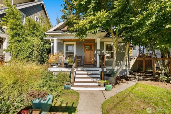 130 NW 74th Street, Seattle, WA 98117