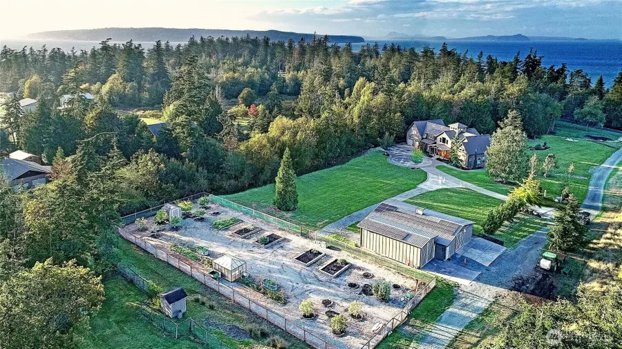 418 Tillicum Way, Camano Island, WA 98282 - #3